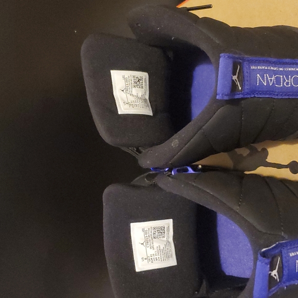 AIR JORDAN 12 RETRO - Picture 6 of 8